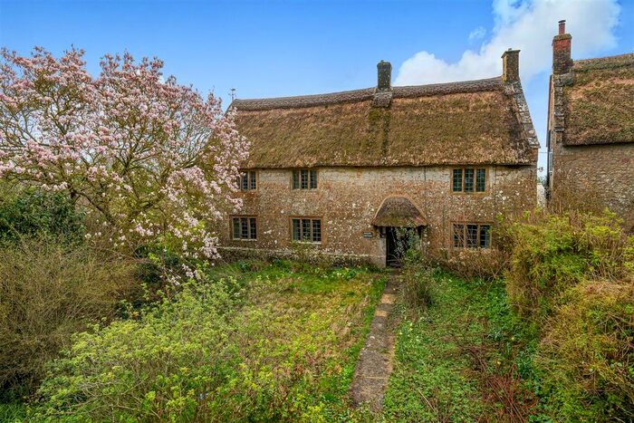 4 Bedroom Detached House For Sale In Kingstone, Ilminster, TA19