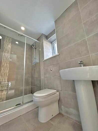 1 Bedroom Apartment To Rent In Richmond Road, Cardiff(City), CF24