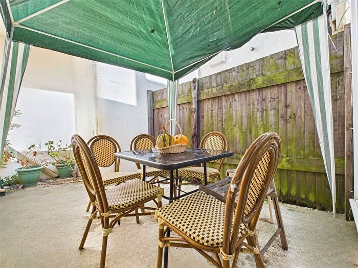 3 Bedroom Flat To Rent In Montpelier Road, Brighton, BN1