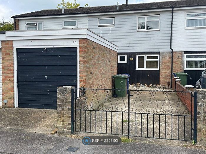 3 Bedroom Terraced House To Rent In Gideons Way, Stanford-Le-Hope, SS17