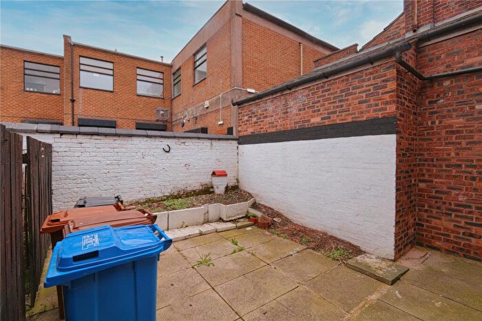 2 Bedroom End Of Terrace House To Rent In St. Matthews Road, Stockport, Greater Manchester, SK3
