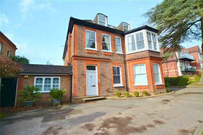 1 Bedroom Maisonette To Rent In Aldenham Road, Bushey WD23.