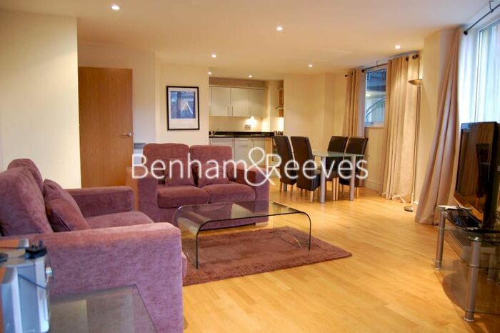 1 Bedroom Flat To Rent In Lime House Court, Canary Wharf, E14