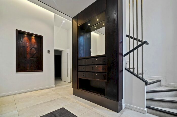 1 Bedroom Flat To Rent In Great Newport Street, London WC2H