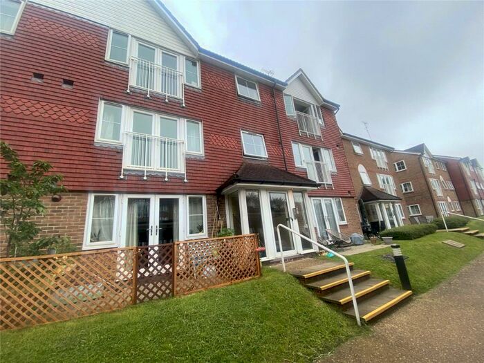1 Bedroom Apartment To Rent In Tuscany Gardens, Crawley, West Sussex, RH10