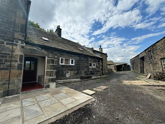 3 Bedroom Cottage To Rent In Woolrow Cottage, Birkhouse Road, Bailiff Bridge, Brighouse, HD6