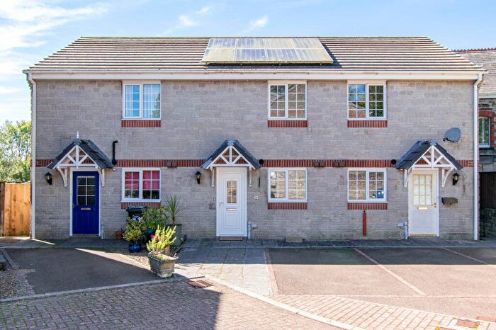 2 Bedroom Terraced House To Rent In Garth Morcom, Liskeard, PL14