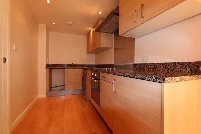 1 Bedroom Flat To Rent In Adrian Nicholas Court, Silver Street, Enfield, EN1