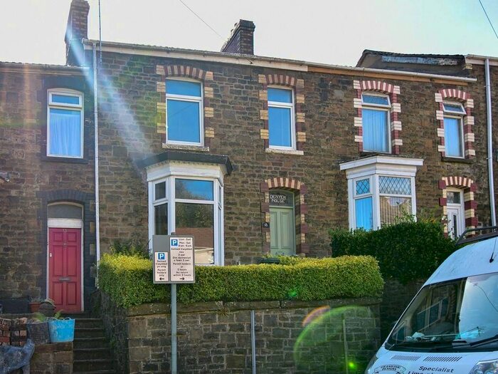 3 Bedroom Property To Rent In Terrace Road, Swansea SA1