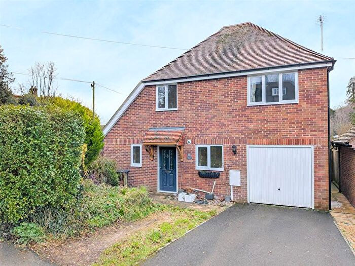 2 Bedroom Detached House For Sale In The Drive, Uckfield, TN22