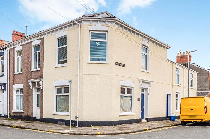 2 Bedroom House To Rent In Green Street, Cardiff, CF11