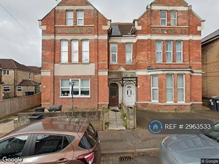 5 Bedroom Semi-Detached House To Rent In Parkwood Road, Bournemouth, BH5