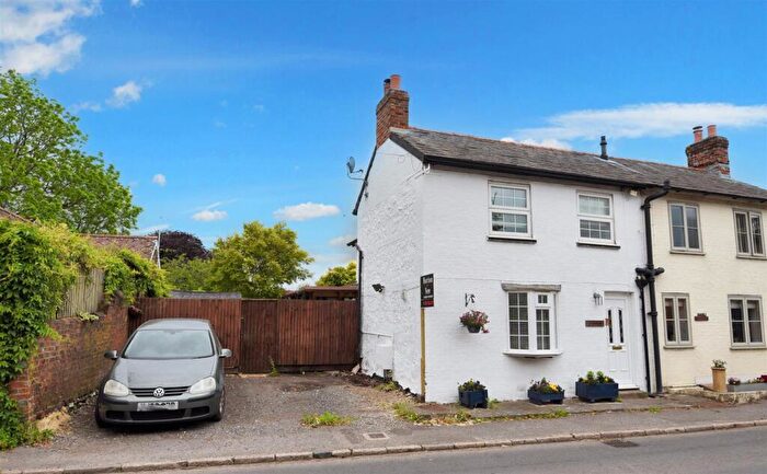 2 Bedroom Cottage For Sale In The Cross, Shillingstone Blandford, DT11