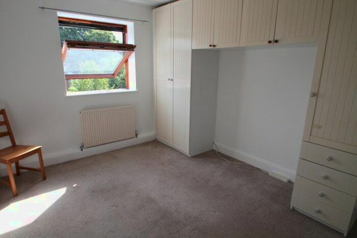 2 Bedroom Flat To Rent In Pampisford Road, South Croydon, CR2