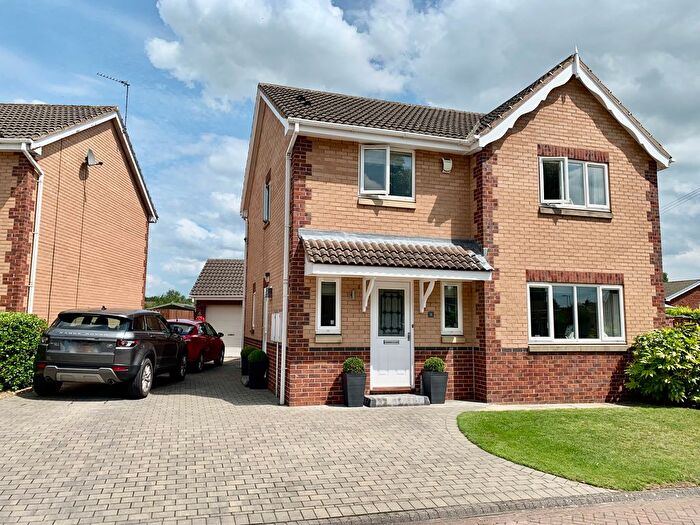 4 Bedroom Detached House For Sale In Burtonlees Court, Bessacarr, Doncaster, DN4