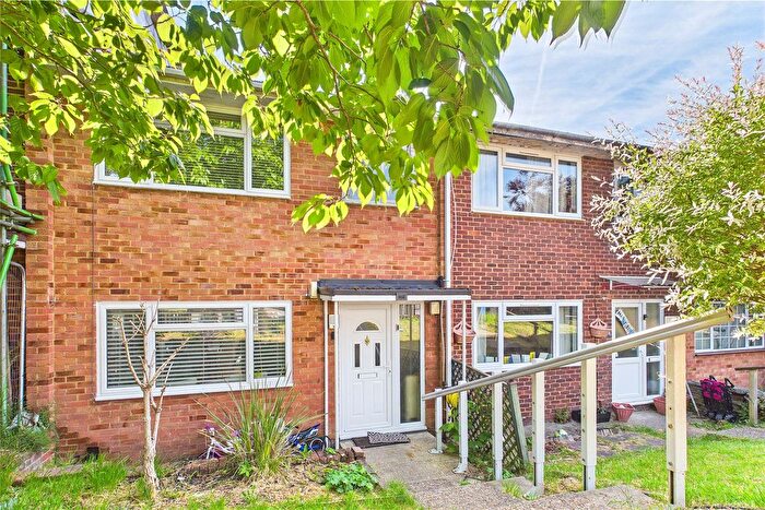 3 Bedroom Terraced House For Sale In Longleat Gardens, Maidenhead, Berkshire, SL6