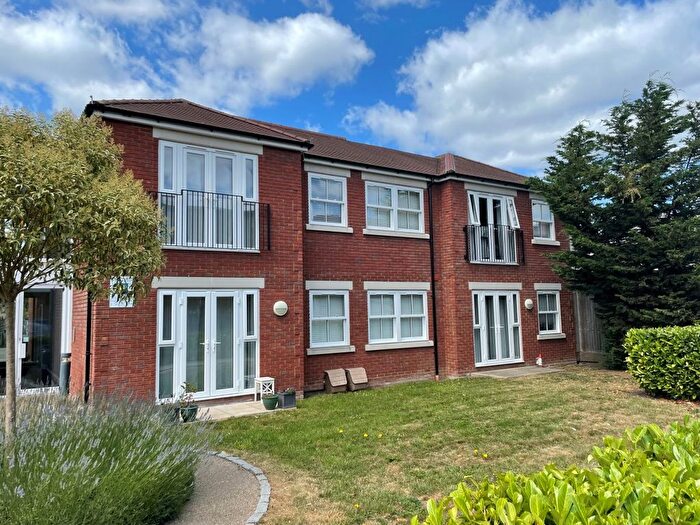 2 Bedroom Flat To Rent In Clarendon Road, Ashford, TW15