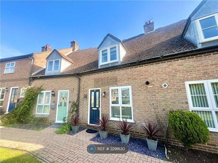 2 Bedroom Terraced House To Rent In Bittern Place, Newport, PO30