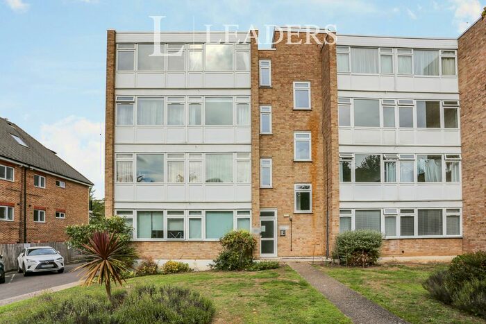 1 Bedroom Flat To Rent In Albemarle Road, Beckenham, BR3
