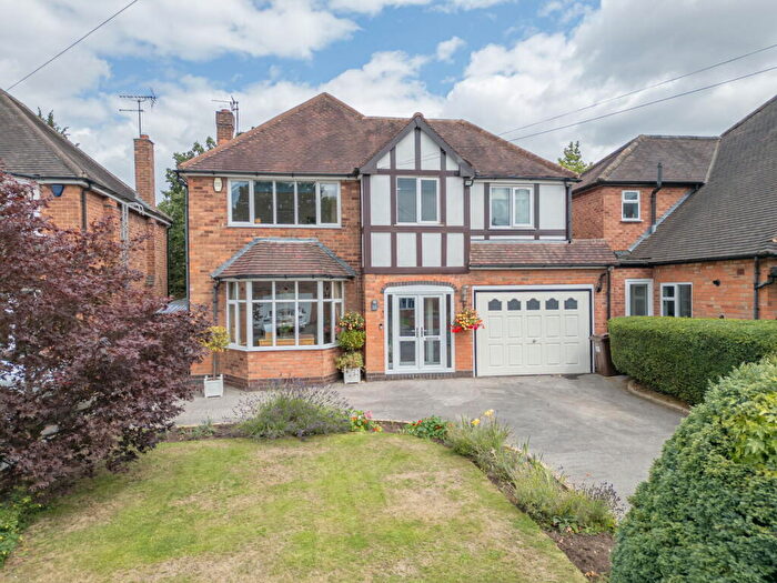4 Bedroom Detached House For Sale In Bryanston Road, Solihull, B91