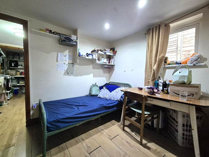 1 Bedroom Apartment To Rent In Coombe Road, London, CR0