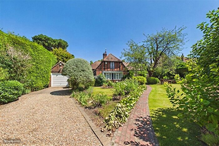 4 Bedroom Detached House For Sale In Horsell, Surrey, GU21