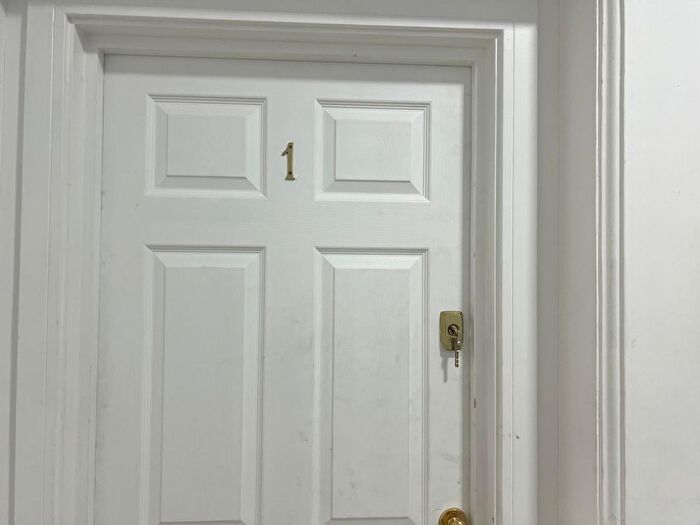 1 Bedroom Flat To Rent In London Street, Reading, RG1