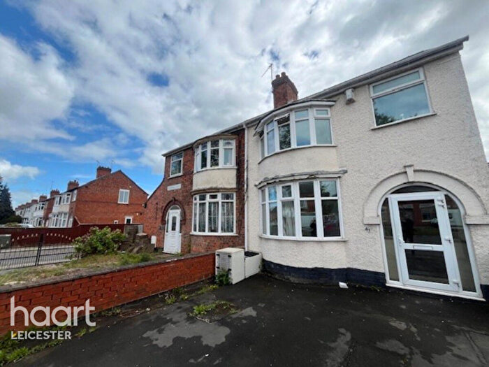 3 Bedroom Semi Detached House To Rent In Woodville Road, Leicester, LE3