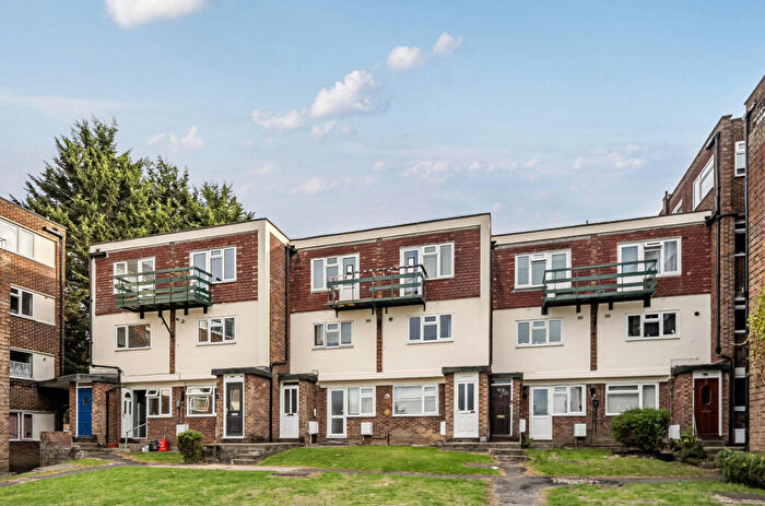 2 Bedroom Apartment For Sale In Prospect Street, Reading, Berkshire, RG1