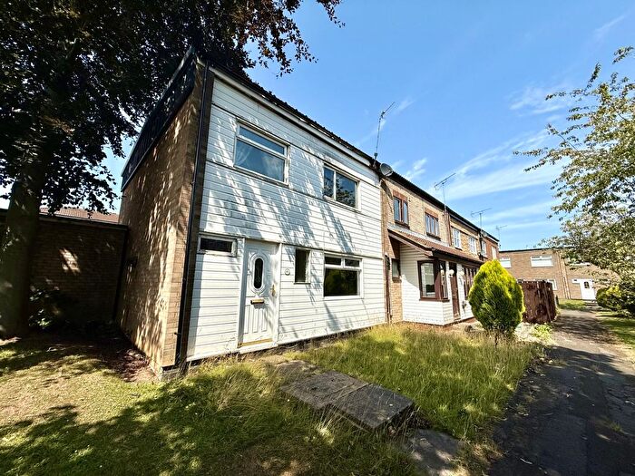 3 Bedroom End Of Terrace House For Sale In Hatfield Place, Peterlee., SR8