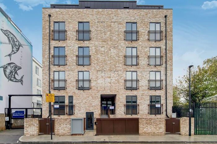 2 Bedroom Flat To Rent In Mowlem Street, London, E2