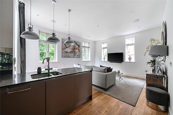 2 Bedroom Apartment For Sale In Eton Wick Road, Eton, Windsor, SL4