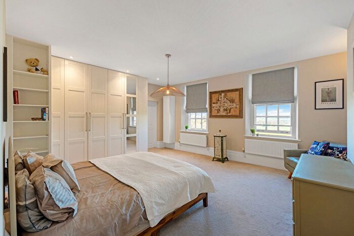 2 Bedroom Flat For Sale In Gatacre Claverley Wolverhampton, Shropshire, WV5