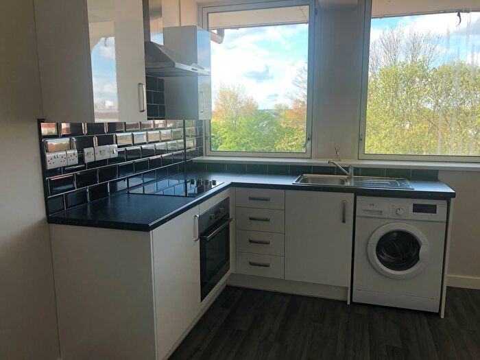 Property To Rent In Castleview House, Runcorn, WA7