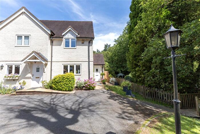 2 Bedroom End Of Terrace House For Sale In Arford Road, Headley, Hampshire, GU35