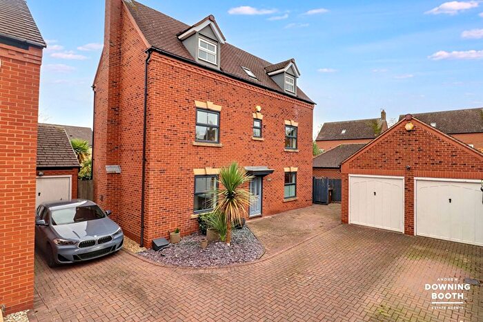 5 Bedroom Detached House For Sale In Colling Drive, Lichfield, WS13