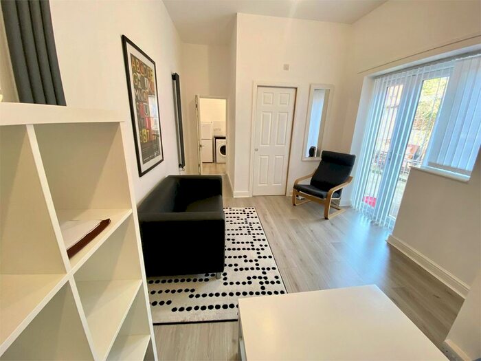 1 Bedroom Flat To Rent In Summerhill, Thornhill, Sunderland, SR2