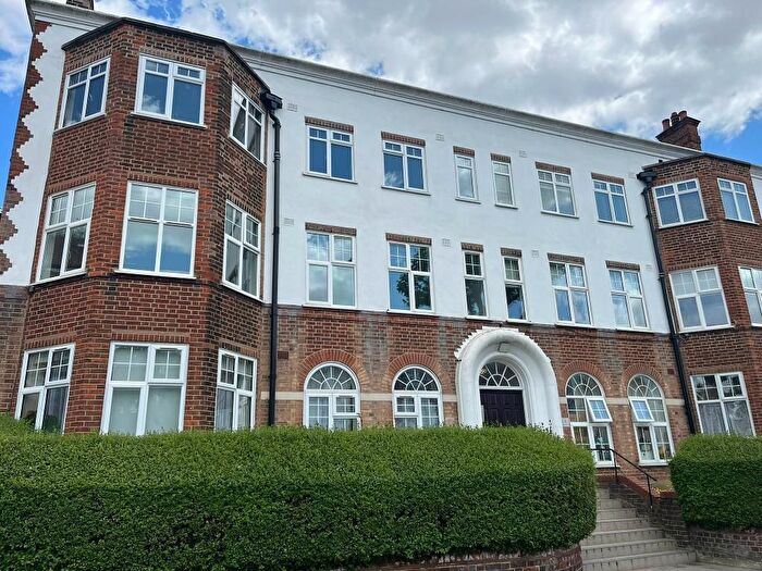 2 Bedroom Flat To Rent In Regents Park Road, Finchley, N3