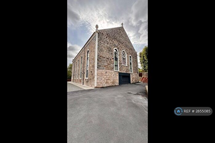 3 Bedroom Flat To Rent In Main Road, Castlehead, Paisley, PA2