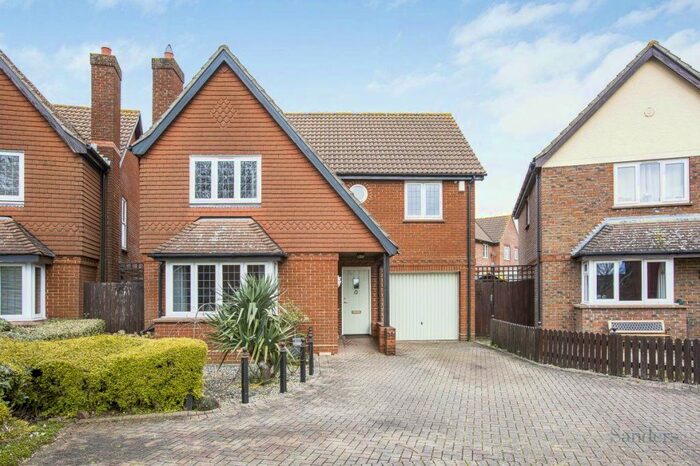 4 Bedroom Property To Rent In Pilkingtons, Harlow, CM17