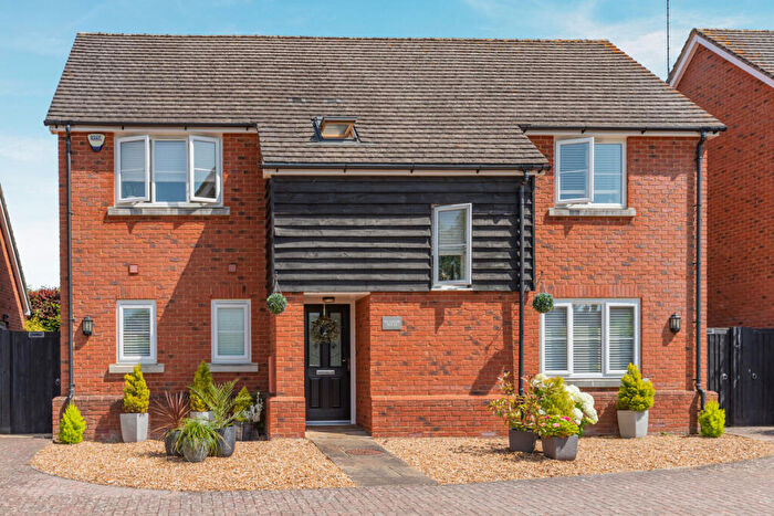 3 Bedroom Detached House For Sale In Fulwell Road Finmere Buckingham, Buckinghamshire, MK18