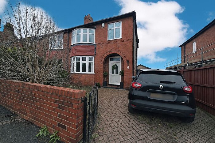 6 Bedroom Semi-Detached House For Sale In Queens Road, Beighton, Sheffield, S20