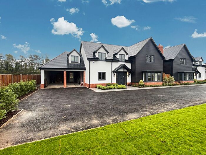 5 Bedroom Detached House For Sale In Turnpike Close, Ardleigh, Colchester, CO7