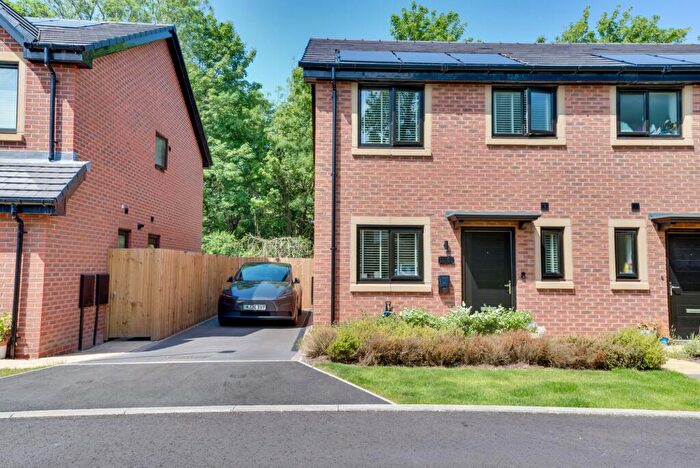 2 Bedroom Semi-Detached House For Sale In The Moorings, Congleton, CW12