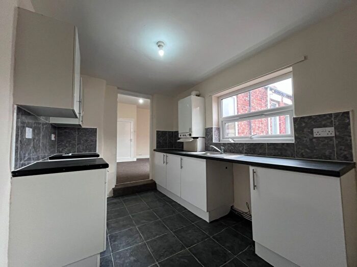 2 Bedroom Flat To Rent In Brighton Road, Gateshead, NE8