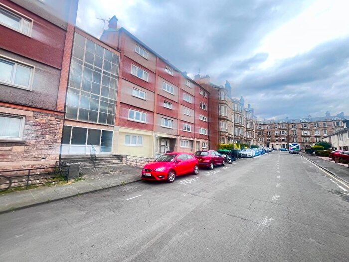 3 Bedroom Flat To Rent In Harden Place, Polwarth, Edinburgh, EH11