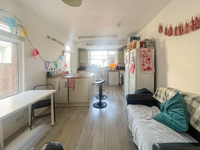 6 Bedroom Terraced House To Rent In College Road, Fishponds, BS16