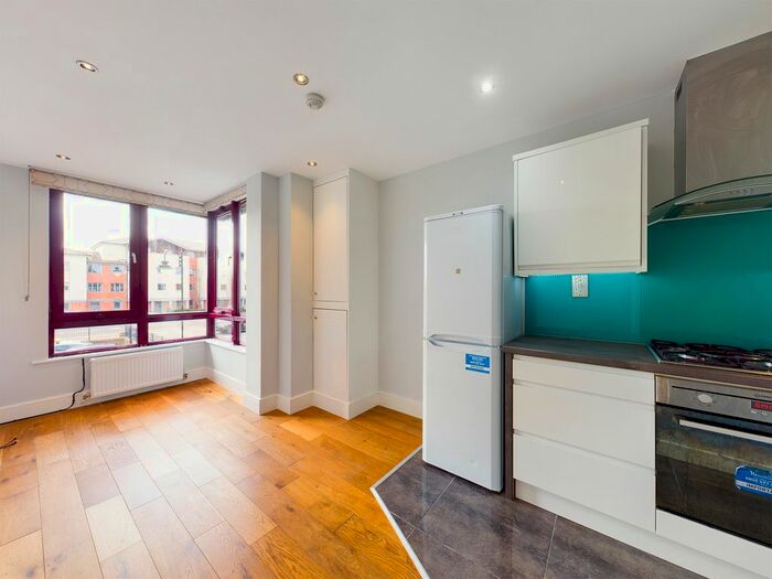 1 Bedroom Flat To Rent In London Street, Basingstoke, RG21