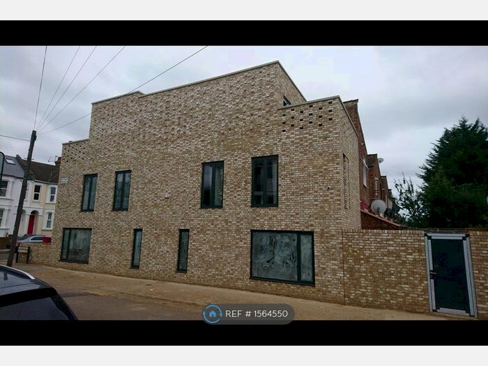 3 Bedroom Semi-Detached House To Rent In Outgate Road, London, NW10