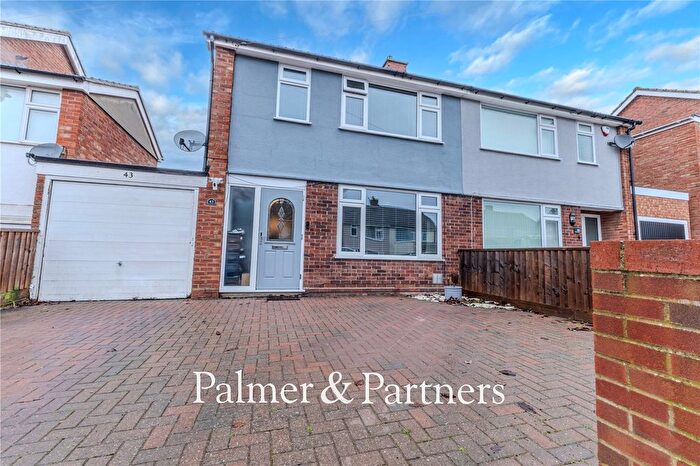 3 Bedroom Semi Detached House For Sale In Aldercroft Road, Ipswich, Suffolk, IP1